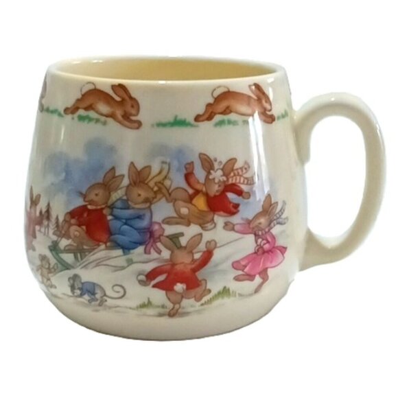 Vintage Royal Doulton Bunnykins Mug Cup 'Playing in Snow' English Bone C… - Picture 3 of 6